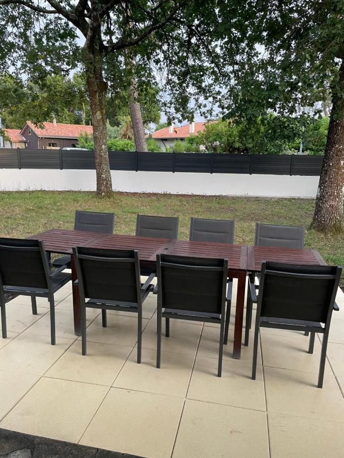 Villa Au Calme Avec Piscine, Grand Jardin Et Studio Independant Andernos-les-Bains Kültér fotó