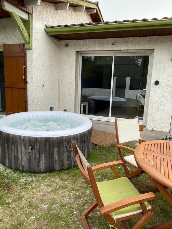 Villa Au Calme Avec Piscine, Grand Jardin Et Studio Independant Andernos-les-Bains Kültér fotó
