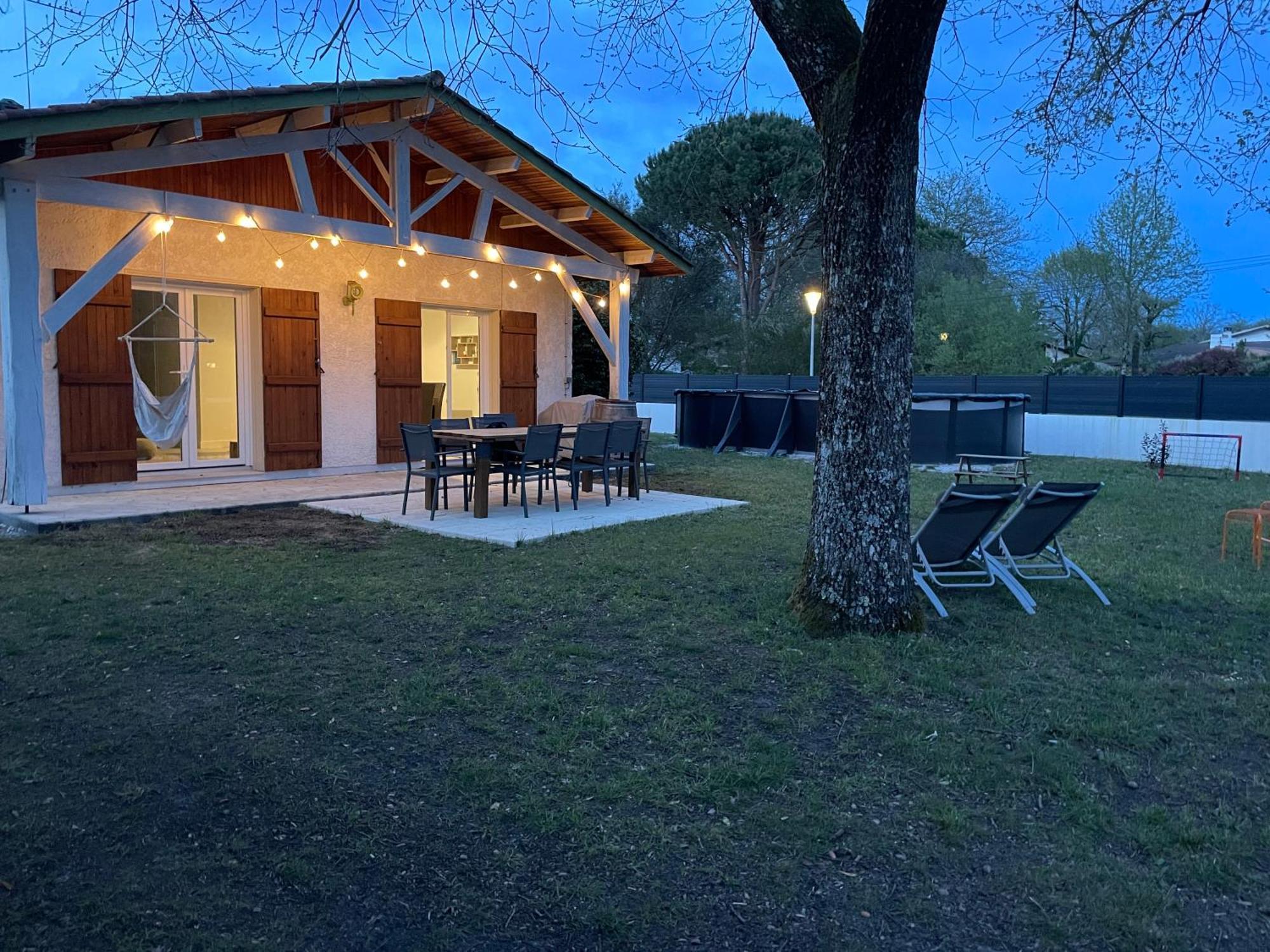 Villa Au Calme Avec Piscine, Grand Jardin Et Studio Independant Andernos-les-Bains Kültér fotó